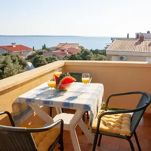 Ana Apartment