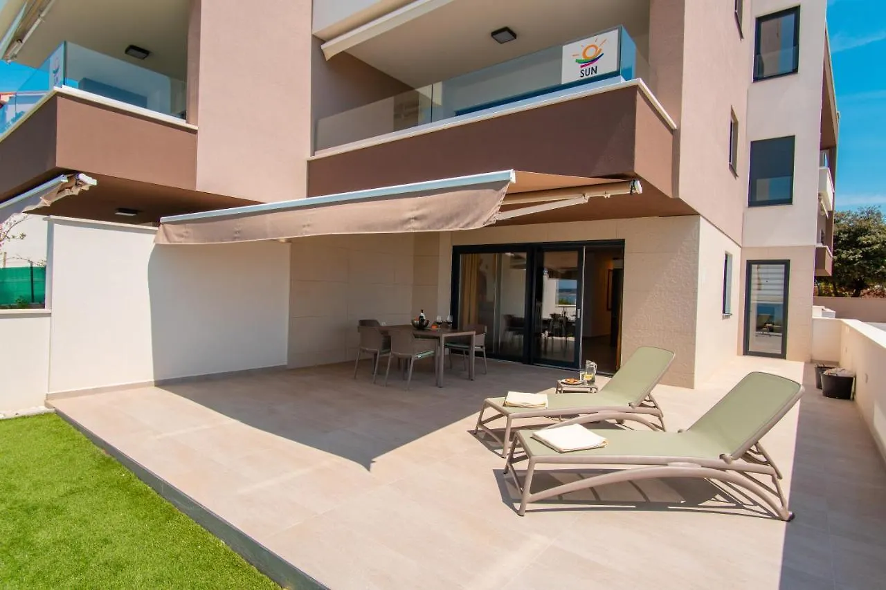 Apartments Mandre